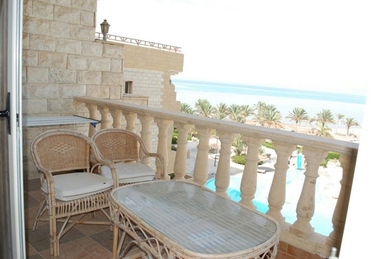 Furnished apartment with pool and beach! Hurghada-El Ahyaa